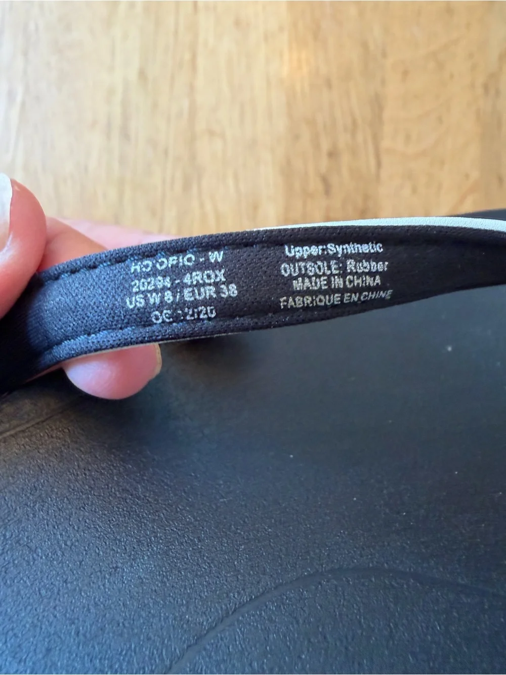 OluKai Women's Black and White FlipFlops - Picture 4 of 4